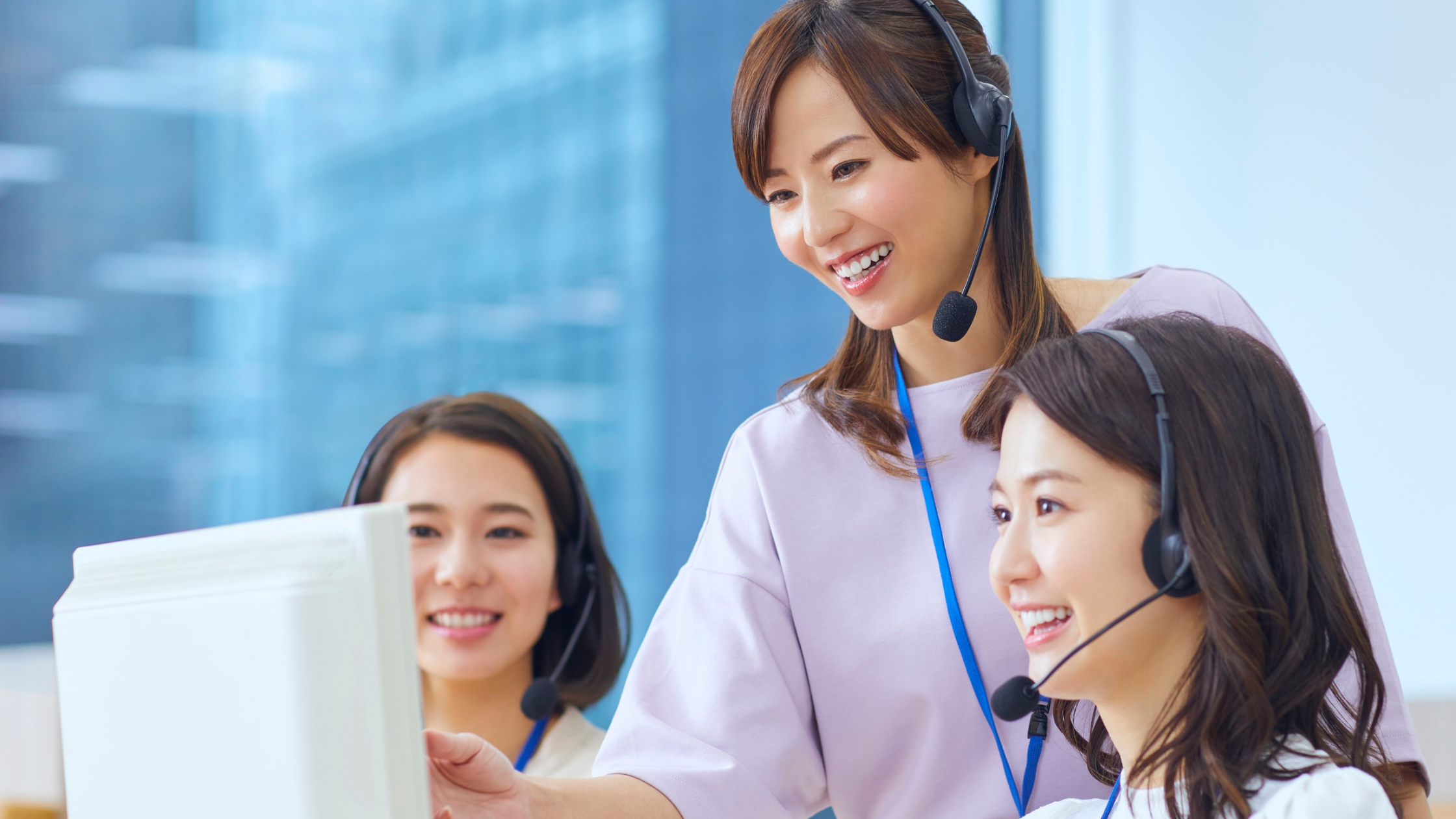 What Is the Difference Between BPO and Call Centers?