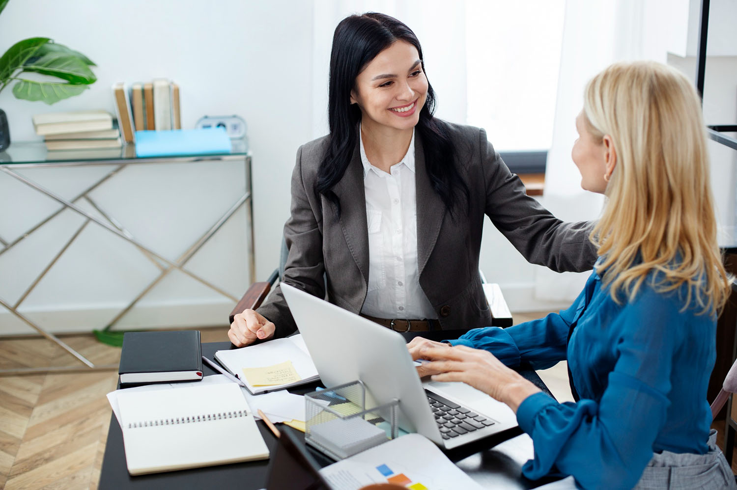 HR & Employee Services Assistance